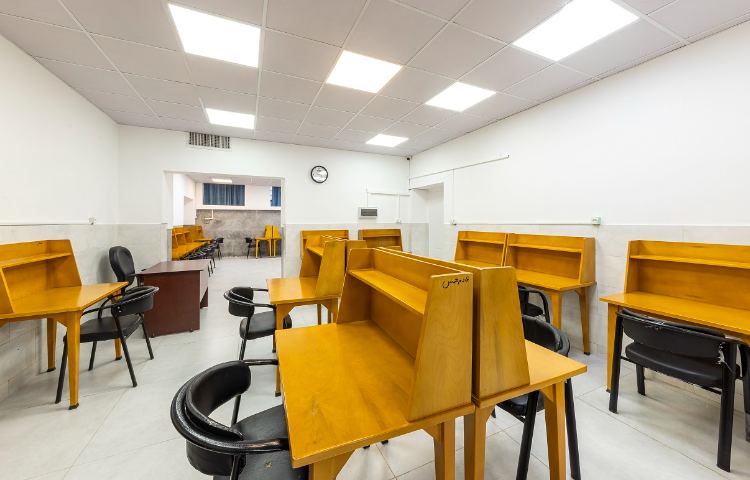 کتابخانه متوسطه دوم پسرانه منطقه 11 تهران - جمهوری