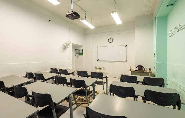 کلاس متوسطه دوم پسرانه منطقه 11 تهران - جمهوری