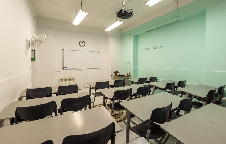 کلاس متوسطه دوم پسرانه منطقه 11 تهران - جمهوری