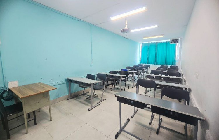 کلاس متوسطه دوم پسرانه منطقه 5 تهران - آریاشهر