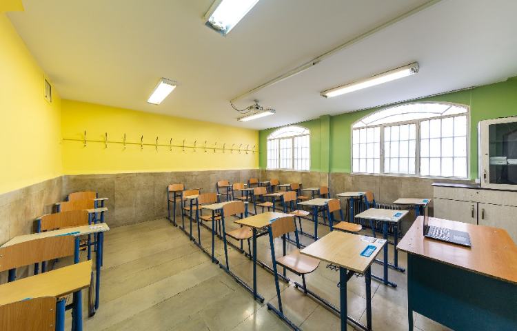 کلاس متوسطه دوم پسرانه منطقه 8 تهران - نارمک