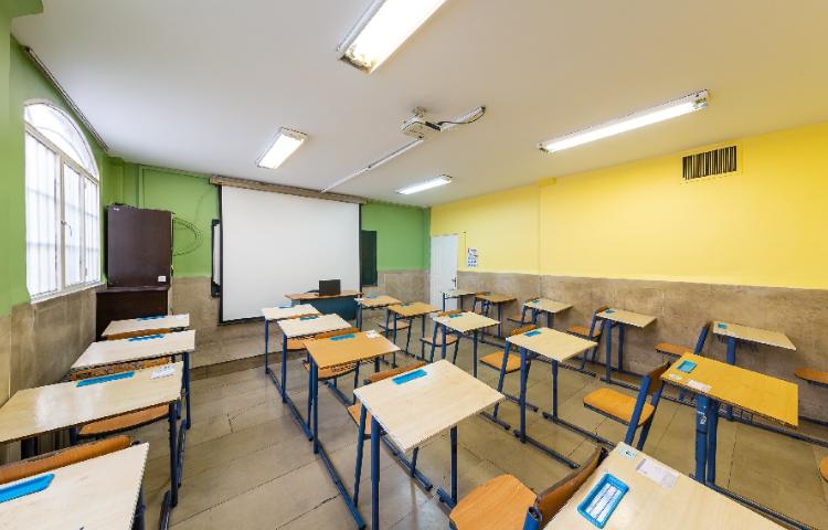 کلاس متوسطه دوم پسرانه منطقه 8 تهران - نارمک