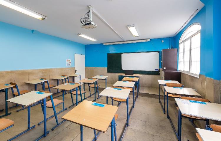 کلاس متوسطه دوم پسرانه منطقه 8 تهران - نارمک