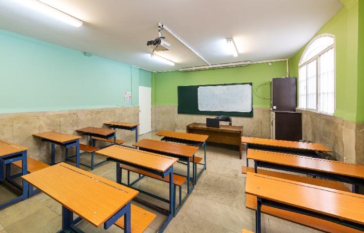 کلاس متوسطه دوم پسرانه منطقه 8 تهران - نارمک