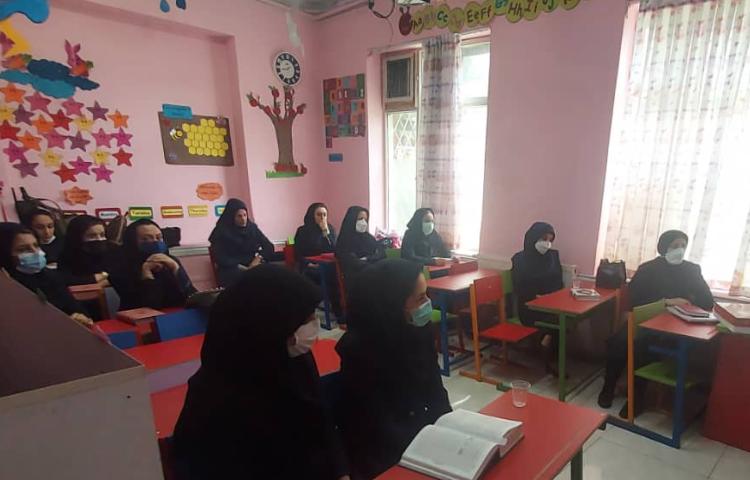 محفل انس با قرآن و قرائت زیارت عاشورا (ویژه همکاران) 3