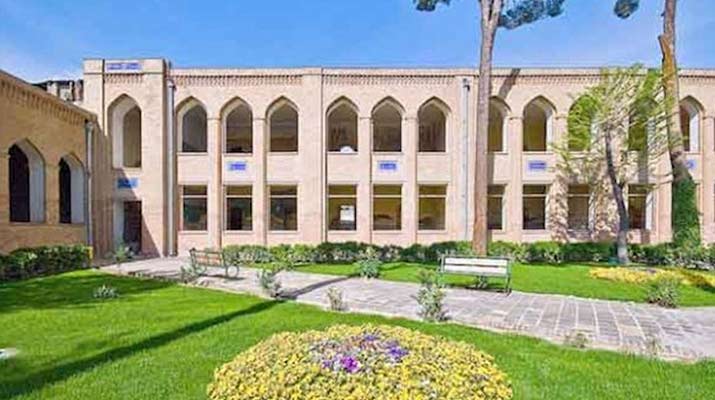 مدرسه دارالفنون، تاریخچه‌ی تعلیم و تربیت کشور