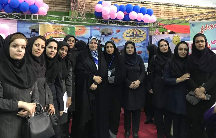 مراسم افتتاحیه جشنواره بازی و یادگیری با حضور وزیر آموزش و پرورش و مدیر کل آموزش و پرورش شهر تهران 8
