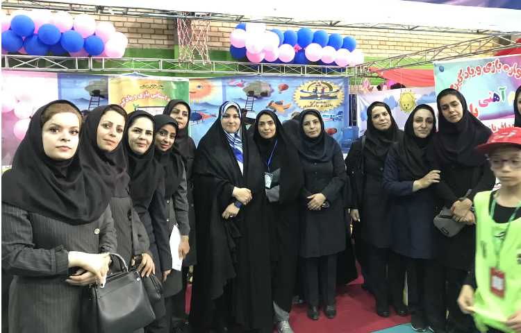 مراسم افتتاحیه جشنواره بازی و یادگیری با حضور وزیر آموزش و پرورش و مدیر کل آموزش و پرورش شهر تهران 9