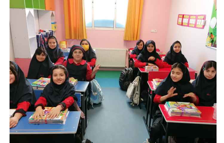 مراسم بازگشایی دبستان 6