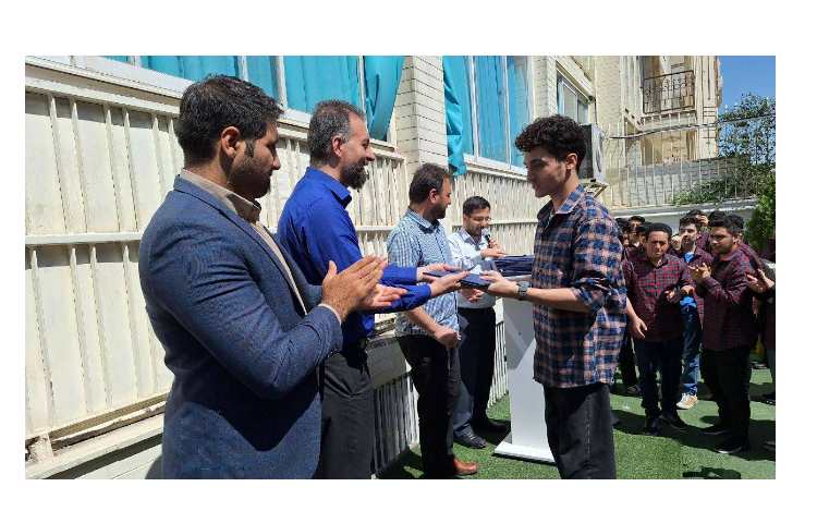 مراسم تقدیر از برگزیدگان المپیاد و تورنمنت علمی 12