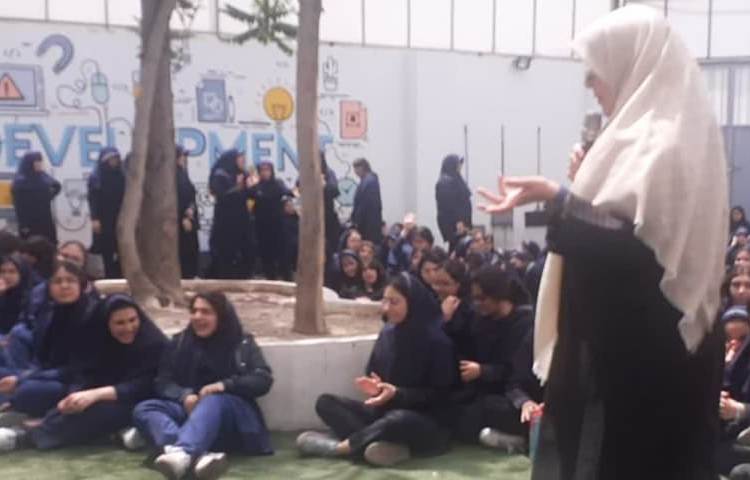 مراسم تقدیر از دبیران 5