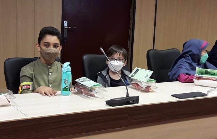 مراسم تقدیر از رتبه های برتر جشنواره سفیران سلامت دانش آموزی 11