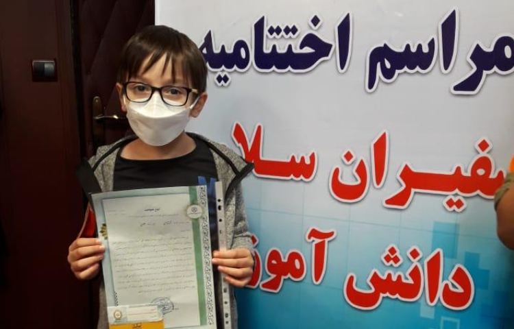 مراسم تقدیر از رتبه های برتر جشنواره سفیران سلامت دانش آموزی 8