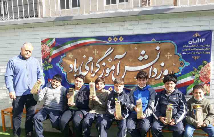 مراسم تقدیر از منتخبین مسابقات 3