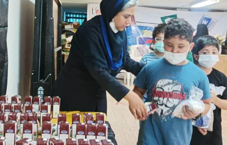 :مراسم سوگواری اباعبدالحسین(ع)، دانش آموزان دوره اول 4