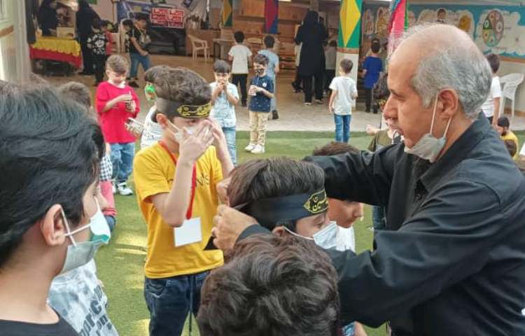 :مراسم سوگواری اباعبدالحسین(ع)، دانش آموزان دوره اول 7