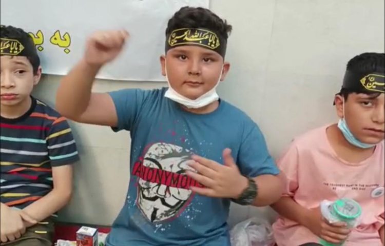 :مراسم سوگواری اباعبدالحسین(ع)، دانش آموزان دوره اول 9