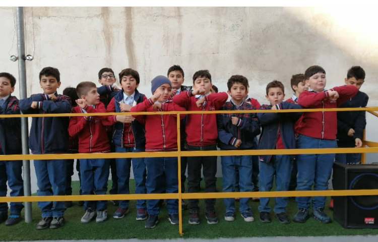 مراسم صبحگاهی دبستان علوی 1