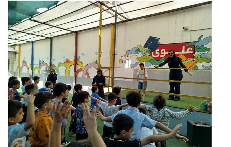 مراسم صبحگاهی در اولین روز پایگاه تابستانی 8