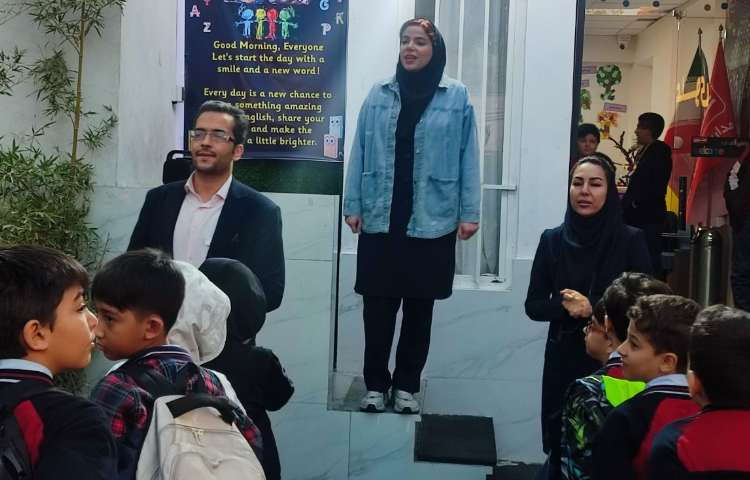 مراسم صبحگاهی زبانی 2