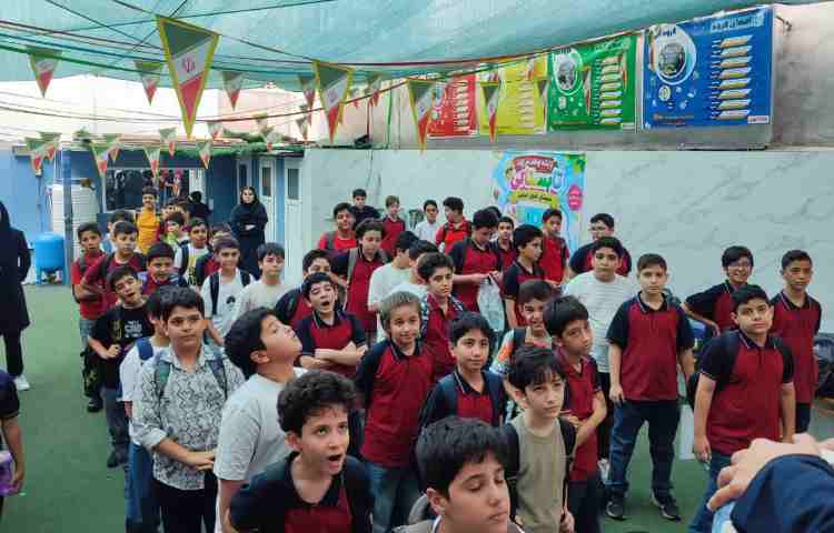 مراسم صبحگاهی زبانی 2