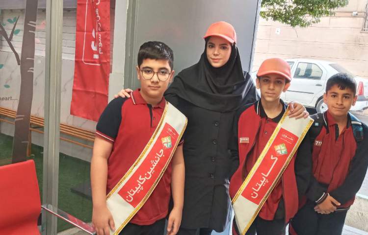 مراسم صبحگاهی و خوش آمدگویی 2