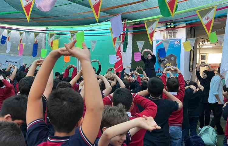 مراسم صبحگاه زبانی 3
