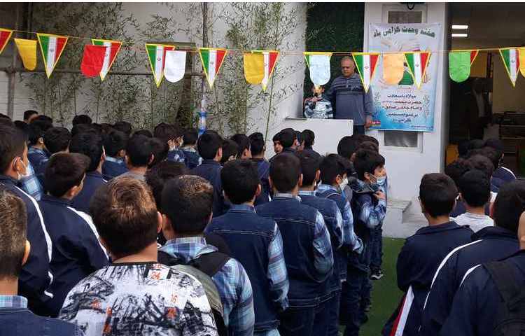 مراسم صبحگاه و آغازین 3