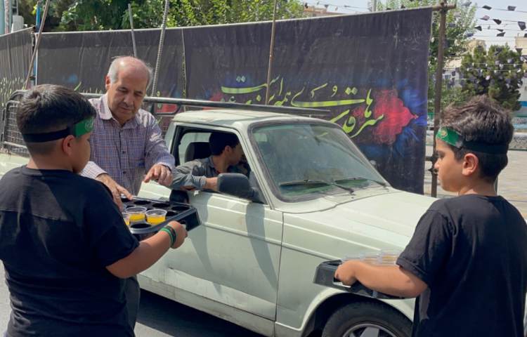 : مراسم عزاداری دانش آموزان علوی 17