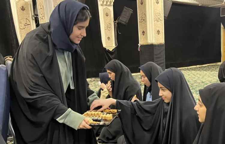 مراسم غبار روبی گلزار شهدای امامزاده علی اکبر چیذر 12