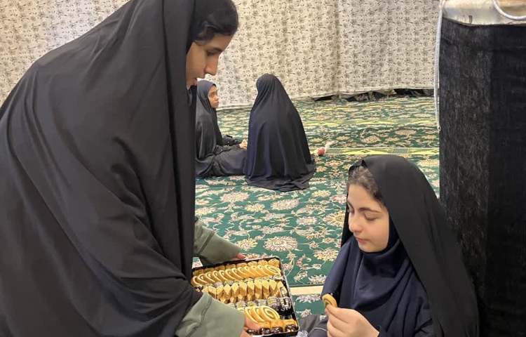 مراسم غبار روبی گلزار شهدای امامزاده علی اکبر چیذر 2