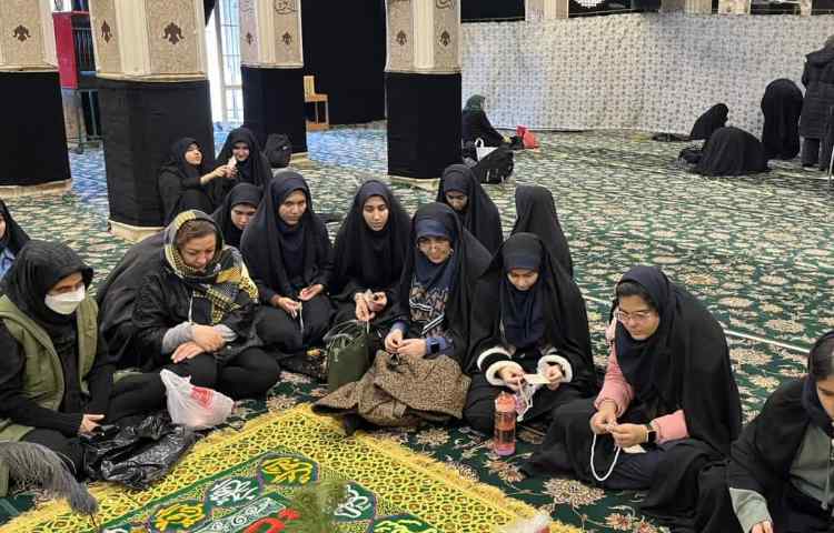 مراسم غبار روبی گلزار شهدای امامزاده علی اکبر چیذر 6