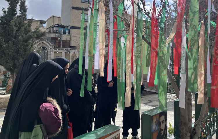 مراسم غبار روبی گلزار شهدای امامزاده علی اکبر چیذر