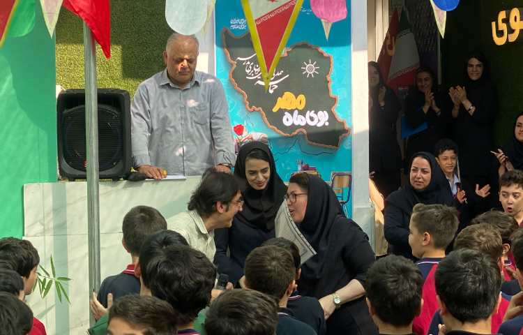 مراسم قدردانی از معلمان برتر پایه دبستان 2