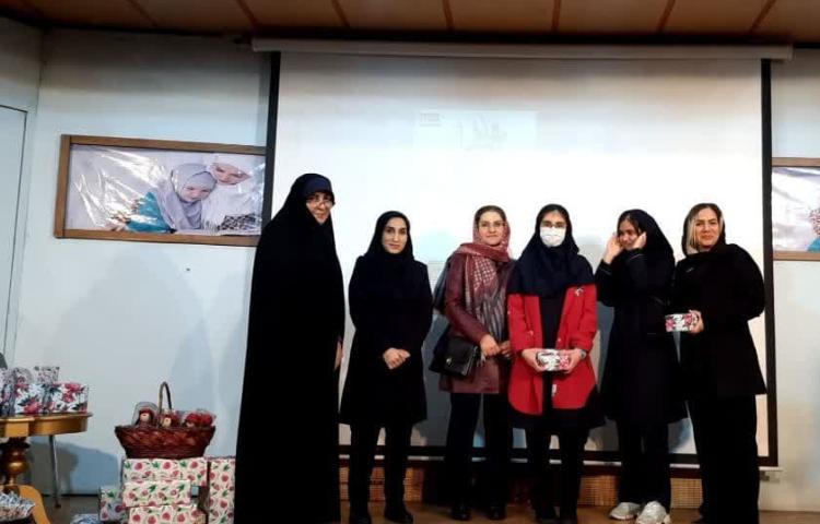 مراسم میلاد حضرت علی(ع) و تقدیر از رتبه داران ترم اول 6