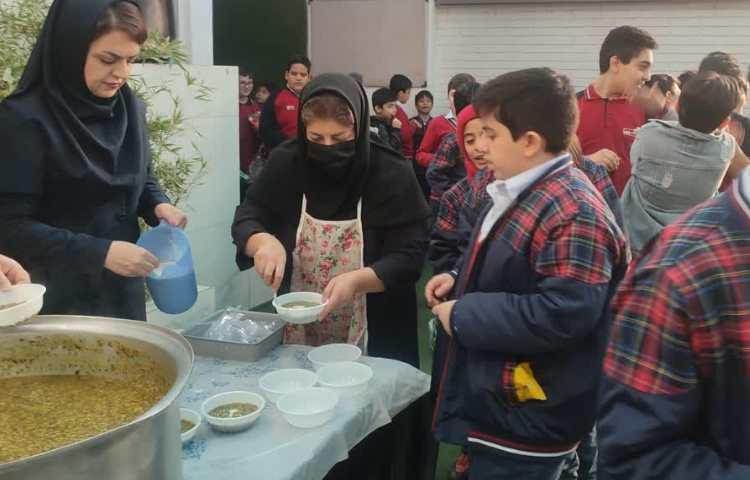 مراسم پخش آش نذری ومراسم سوگواری شهادت حضرت فاطمه الزهرا(س) 2