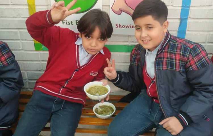 مراسم پخش آش نذری ومراسم سوگواری شهادت حضرت فاطمه الزهرا(س) 6