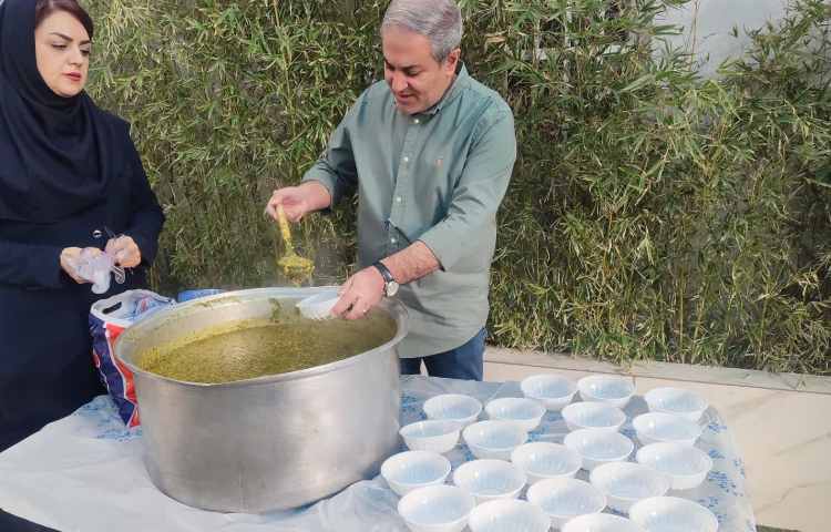 مراسم پخش آش نذری ومراسم سوگواری شهادت حضرت فاطمه الزهرا(س)