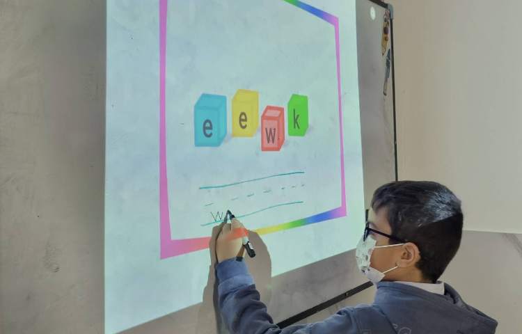 مرتب کردن کلماتِ به‌هم ریخته با بازی 1