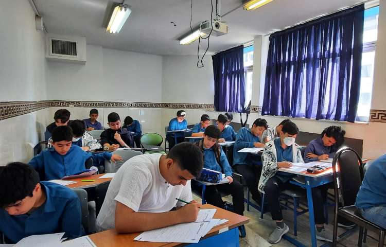 مرحله آخر آزمون پا به پا 4