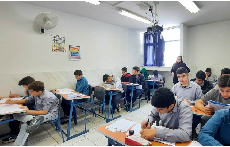 مرحله آخر آزمون پا به پا 5