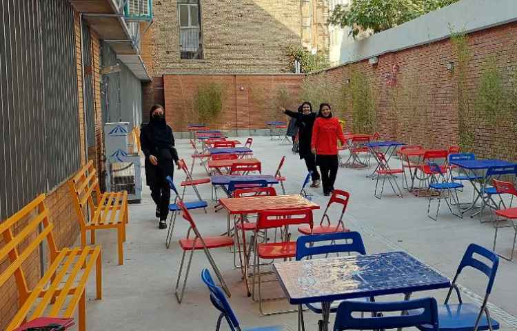 مرحله به مرحله مسابقه درست کردن روزنامه دیواری 2