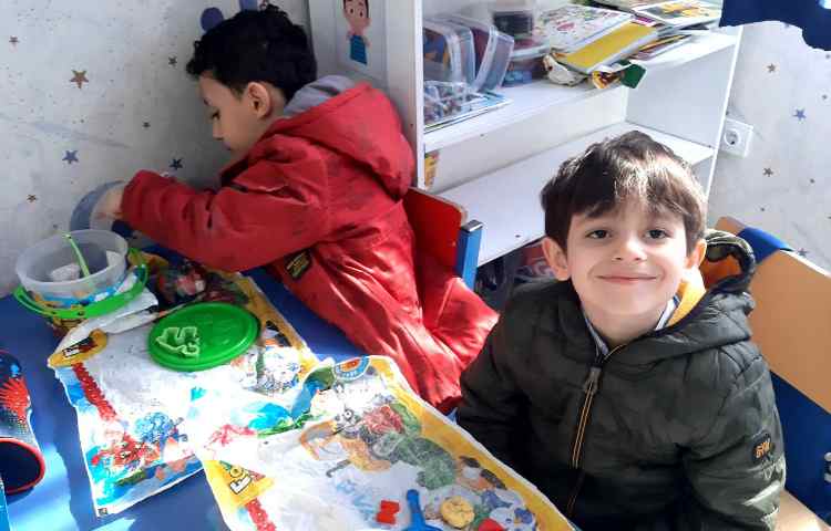 مرورحروف همراه با بازی