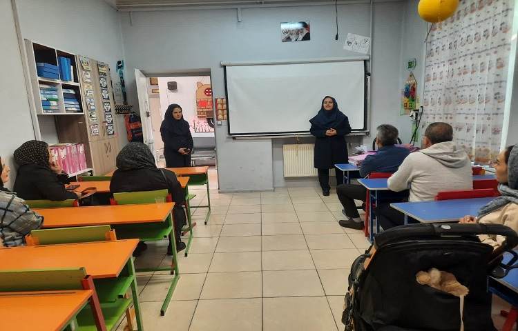 مروری بر ماه مهر 11