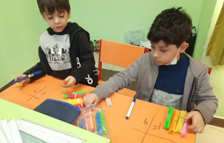 مرور اعداد. درست کردن یکی و ده تایی با نی ها 4