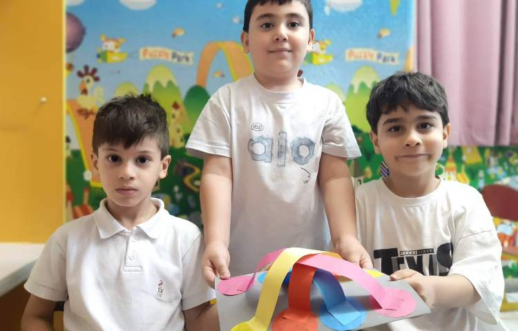 مرور Colors با ساخت کاردستی گروهی 2