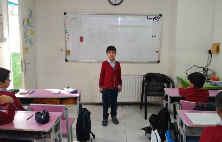 مرور بهداشت عمومی 1و2و نتیکت 1و2 ، دانش در حال پاسخگویی به پرسش کلاسی هستند 2