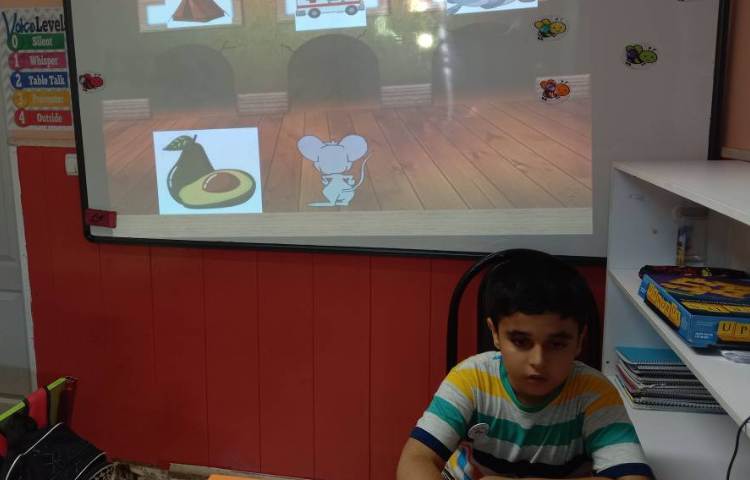 مرور حروف s/a/t از طریق بازی آنلاین 2