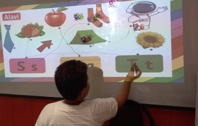 مرور حروف s/a/t از طریق بازی آنلاین 4