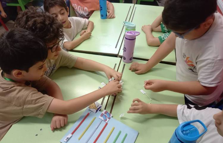 مرور حروف k/ck/c از طریق بازی دستی 2